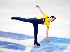 Putar balik yang terlambat memungkinkan skater Spanyol menggunakan musik Minion di Olimpiade Musim Dingin