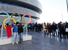 Dari curling hingga pemadaman listrik, kompetisi Olimpiade berlangsung menjelang upacara pembukaan