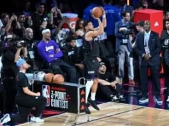 Devin Booker dari Suns mengincar kontes 3 poin terakhir di kandang sendiri