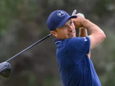 Jordan Spieth terkesan dengan kekuatan Xander Schauffele saat melakukan tee di Stone Coastline