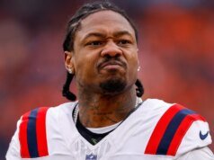 Stefon Diggs Menuntut Beberapa Hari Sebelum Penampilan Super Bowl