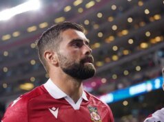 Wrexham mengabulkan permintaan Elliot Lee dengan pinjaman Doncaster