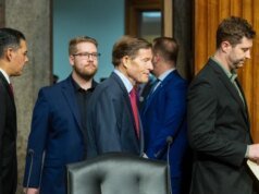 Saudara laki-laki Renee Good dan seorang wanita ditembak lima kali oleh CBP mengecam taktik DHS