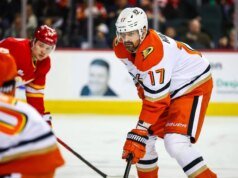 Bebek, Ksatria Emas masing-masing berjuang untuk kembali ke jalur kemenangan