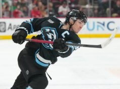 Red Wings, Monstrous berharap bisa meraih satu kemenangan lagi sebelum jeda