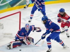 Hoki wanita AS dibuka dengan kemenangan dominan atas Czechia