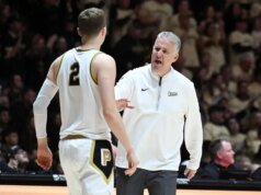 Fletcher Loyer mengangkat Purdue No. 12 di atas Oregon