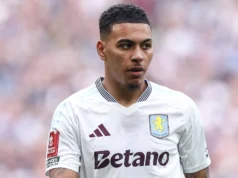 Transfer orang dalam: Liverpool mendorong kesepakatan untuk mengontrak penyerang Inggris