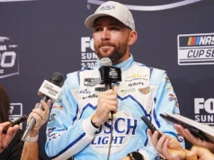 Brandon McSwain, penduduk asli Auburndale, melakukan launching kepala kru di Daytona 500