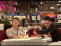 “‘Persaingan Memanas’ François Arnaud & Connor Storrie Memicu Rumor Kencan Dengan Makan Malam”.