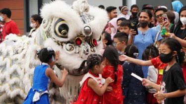 63ddd714d4dff-barongsai_375_211.jpg