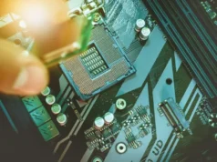 Jim Cramer Membahas Saham Broadcom (AVGO).