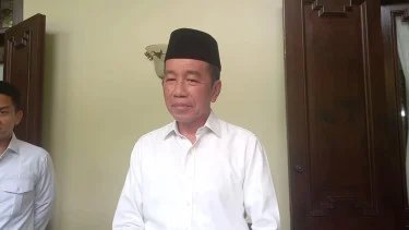68a83bc663613-presiden-ke-7-ri-jokowi_375_211.jpg