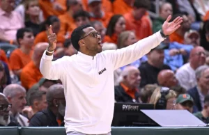 Miami Mencetak 8 Poin Dalam 52 Detik Terakhir, Mengejutkan NC State