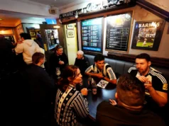 Pub sepak bola favorit kami di seluruh negeri