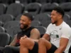 Damian Lillard membuat Giannis Antetokounmpo panik setelah memenangkan Kontes 3 Poin dengan pertanyaan sederhana