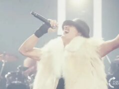 Kid Rock Menjadi Berita Utama Titik Balik Pertunjukan Paruh Waktu Super Bowl Saingan AS