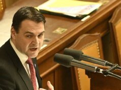 Pakar pertemuan Pavel dengan Babiš karena pesan teks yang meledak-ledak dari Macinka: Apa yang diungkapkan oleh bahasa tubuh?