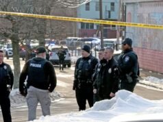 Foto Robert Dorgan muncul di tengah laporan bahwa penembak Pawtucket mengenakan ‘pakaian wanita’