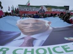 ‘Akankah dunia mendukung Iran?’: Putra Mahkota saat unjuk rasa di Munich dihadiri banyak orang dengan 250 000 orang hadir