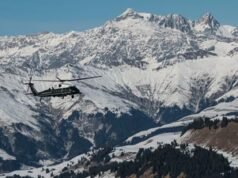 Beberapa orang terluka setelah longsoran salju menggagalkan kereta di Pegunungan Alpen Swiss