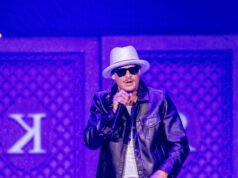 Kid Rock menjadi berita utama pertunjukan paruh waktu Super Bowl yang diprogram ulang oleh TPUSA
