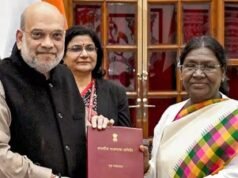 Laporan komite parlemen mempromosikan bahasa Hindi sebagai pendamping bahasa daerah|Berita India