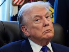 Pasukan militer diperintahkan untuk bersiap dikerahkan ke Minneapolis