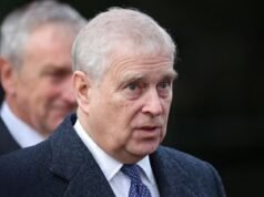 Penangkapan Andrew dapat menimbulkan masalah bagi Raja Charles, orang dalam Kerajaan menyebutnya sebagai ‘peringatan’.