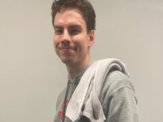 Dia naik es, Pastrňák sudah ada di Milan. Ceko juga berlatih dengan sepasang kiper yang tidak terduga