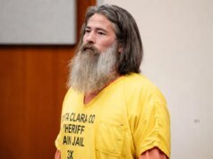 Richard Tillman mengaku bersalah melakukan pengeboman di kantor pos San Jose