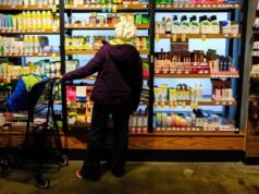 Sentimen konsumen membaik, bertentangan dengan ekspektasi para ekonom