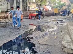 Ludhiana: Beberapa minggu setelah hujan, lumpur kembali ke jalan Dhoka Mohalla karena saluran air terus meluap