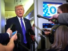 ‘Tidak dapat dipertahankan’: Sekutu kulit hitam Trump bergulat dengan dampak dari video rasis Obama