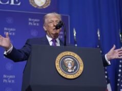 ‘Kesepakatan yang berarti’ atau ‘hal buruk akan terjadi’: ancaman terbaru Trump terhadap Iran, memberikan tenggat waktu 10 hari