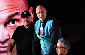 Tyson Fury mengatakan kecelakaan mobil Anthony Joshua memengaruhi kembalinya dia ke tinju