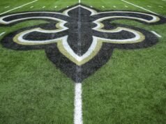 Fleur-de-Links, 19 Februari: Calon pemilik NFL di masa depan membuat dirinya dikenal