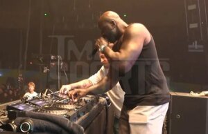 Shaq Mengadakan Pesta Epik Pra-Super Bowl, Tiesto, T-Pain, Disco Lines Tampil