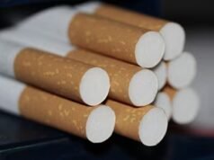 Bisakah pajak rokok dan perjudian yang lebih tinggi membantu melindungi Medicaid di Michigan? Apa yang dikatakan Gubernur