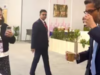 CEO Google Sundar Pichai berkata “Wow” setelah menyeruput Kopi Bharat GI di AI Summit | Jam tangan