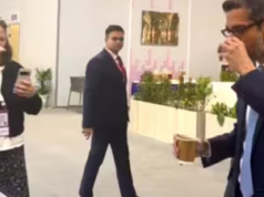 CEO Google Sundar Pichai berkata “Wow” setelah menyeruput Kopi Bharat GI di AI Summit | Jam tangan