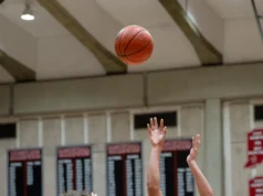 Bola basket putra Lafayette Jeff mengakhiri rentetan kekalahan tipis, mengalahkan Harrison