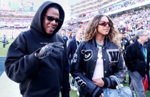 Travis Scott, Billie Joe Armstrong, dan Selebritis Lainnya Berkemas di Super Bowl LX