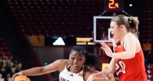 Peringkat komite bola basket wanita NCAA mengungkapkan 16 unggulan teratas saat ini