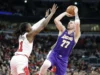 Pemain Los Angeles Lakers yang memimpin NBA dalam mencetak gol
