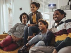 Epson Hadirkan Proyektor Lifestudio Terbaru: Solusi Hiburan Portabel untuk Gaya Hidup Masa Kini