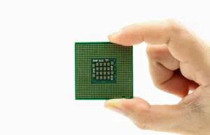 Apakah Saham AMD Beli, Jual, atau Tahan pada tahun 2026?