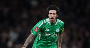 Gelandang Newcastle Sandro Tonali memecah bungkam tentang spekulasi transfer Arsenal