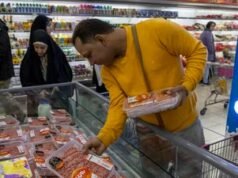 Di Iran, Rencana Pembayaran Bahan Makanan Menandakan Krisis Ekonomi yang Semakin Mendalam