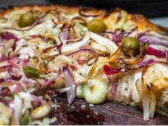 Hari Pizza: rahasia membuat fugazzetta terbaik di rumah dan tampil seperti master